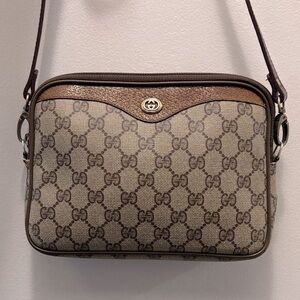 Vintage Gucci Classic Brown Clutch/Crossbody Bag